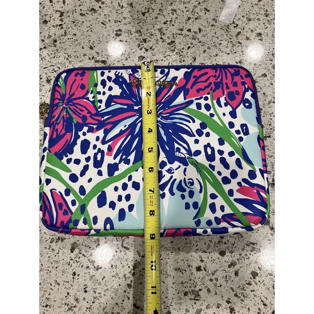New Lilly Pulitzer iPad Tech Clutch Bag Resort White IN THE GARDEN Purse Handbag